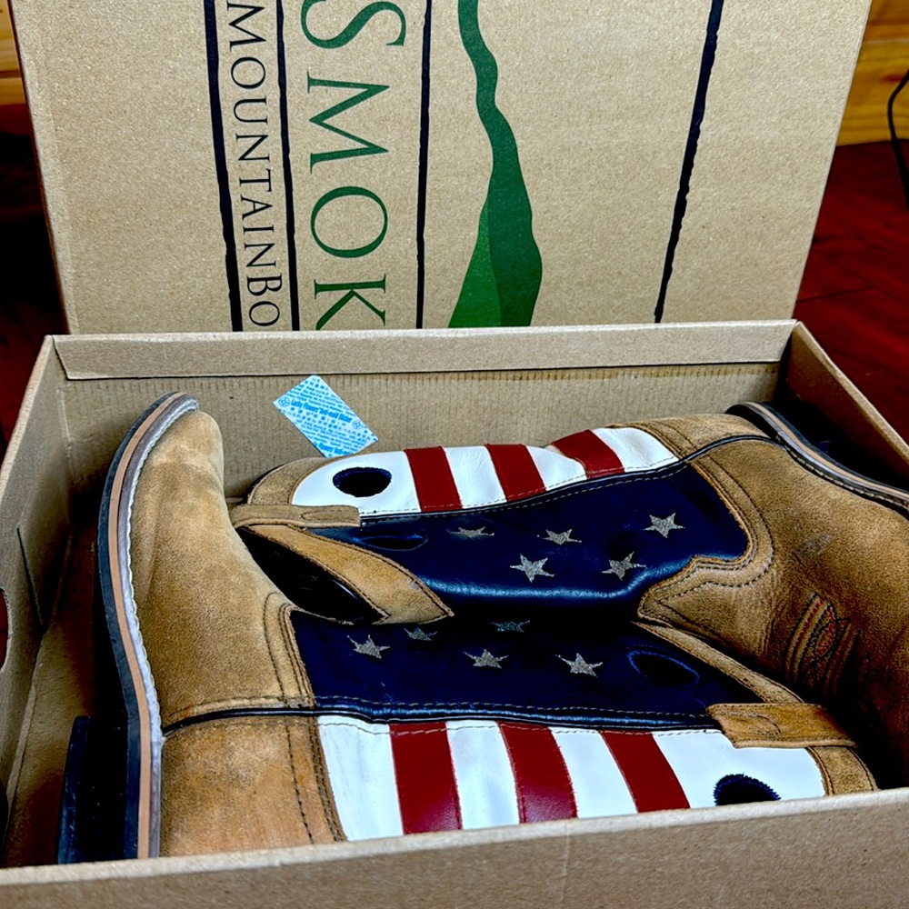 Smoky Mountain Flag Boots Youth with Box